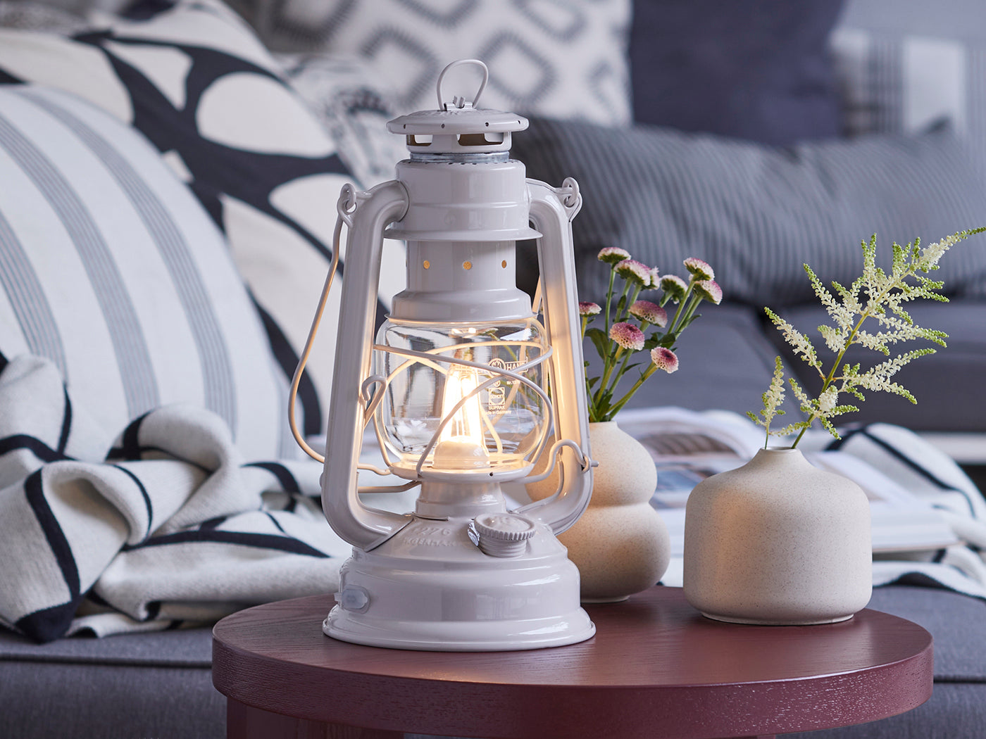 Feuerhand LED Stormlamp 276 Soft Beige, inclusief gratis batterijen