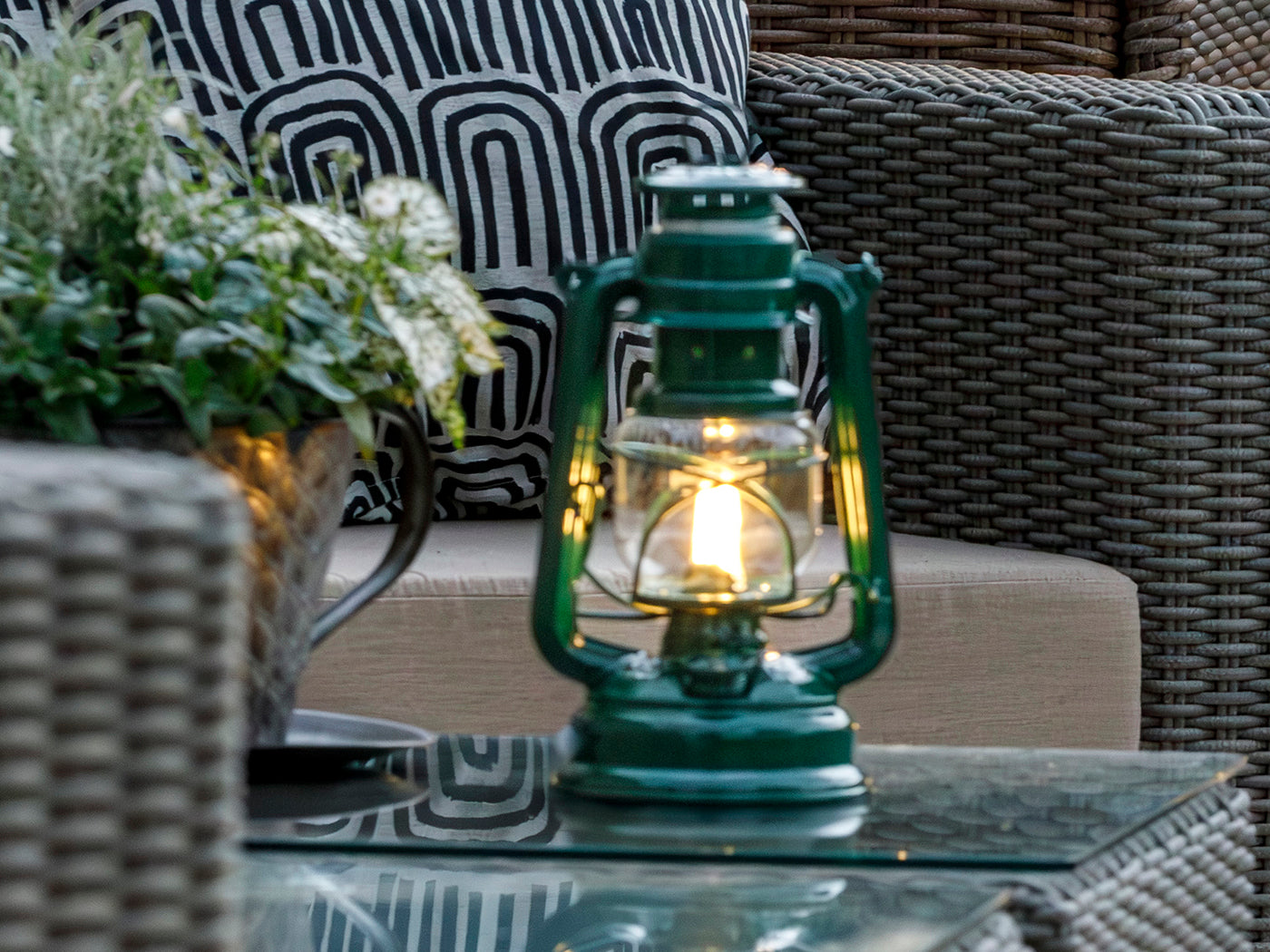 Feuerhand LED Stormlamp 276 Mos Groen, inclusief gratis batterijen