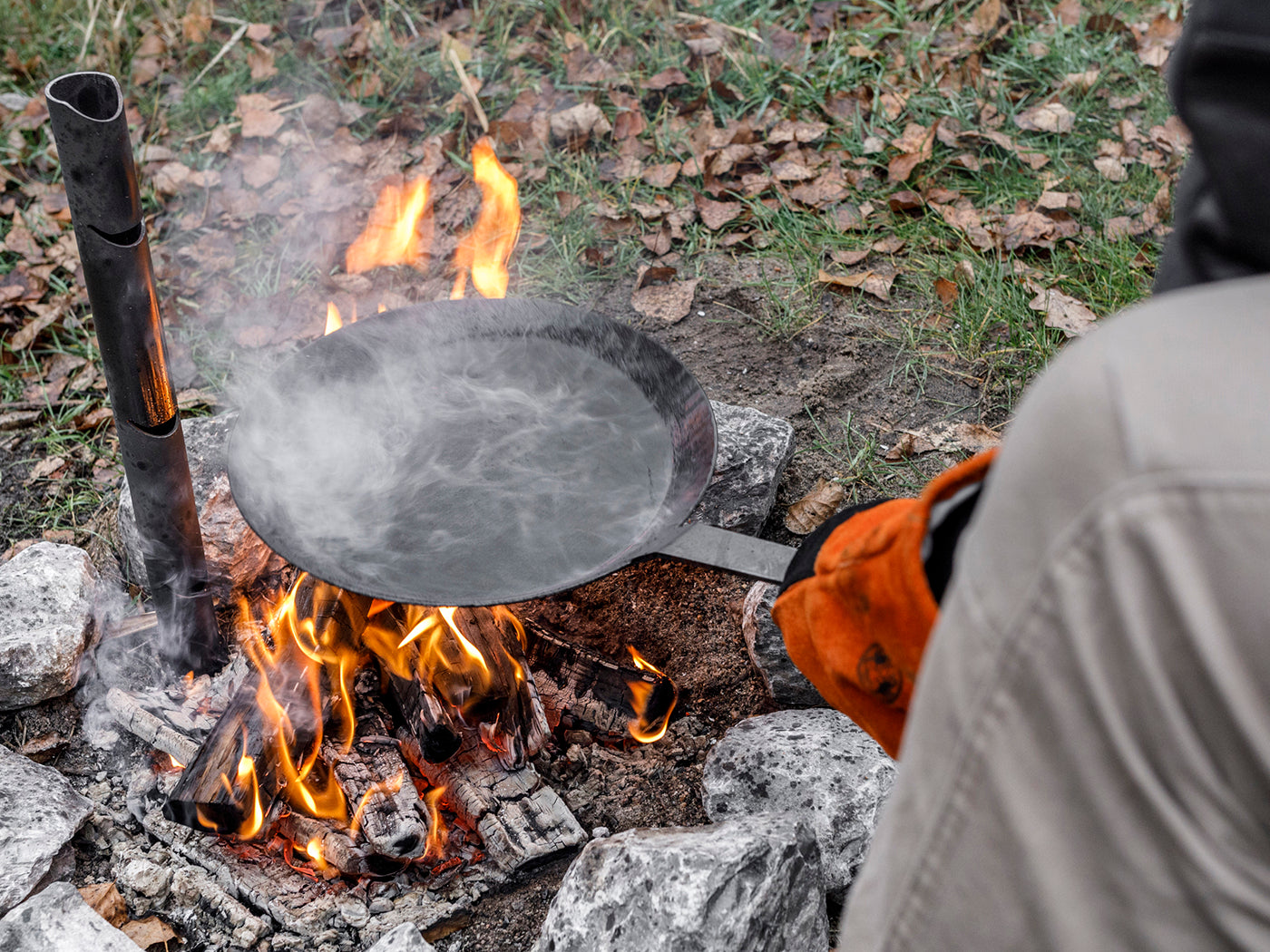 Petromax Kampvuursteun voor Smeedijzeren Pannen