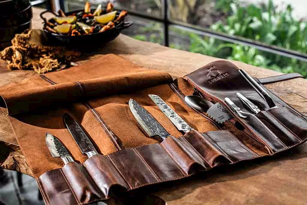 15% korting op forged. Forged – lederen Messenfoedraal