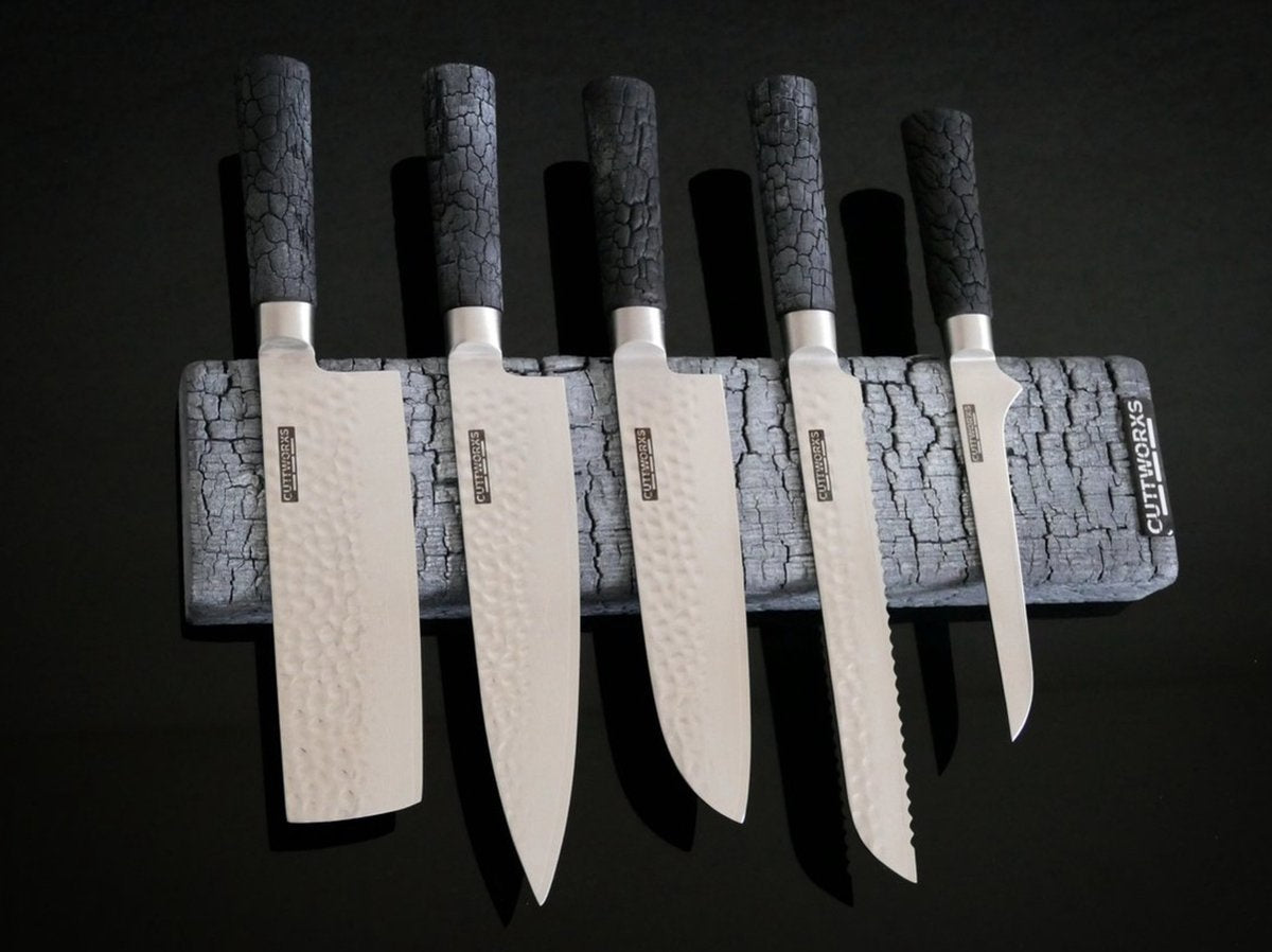 Forged. Cuttworxs Pyrostripe magnetische messenstrip Vuurbak.