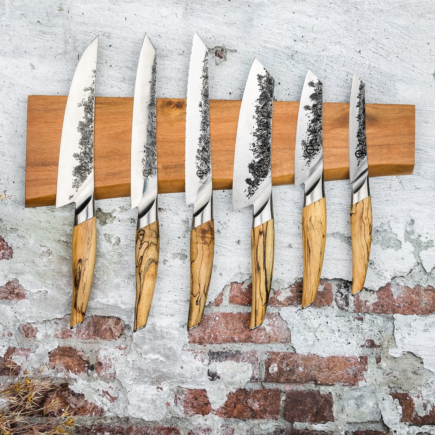 Katai Forged Broodmes Vuurbak.