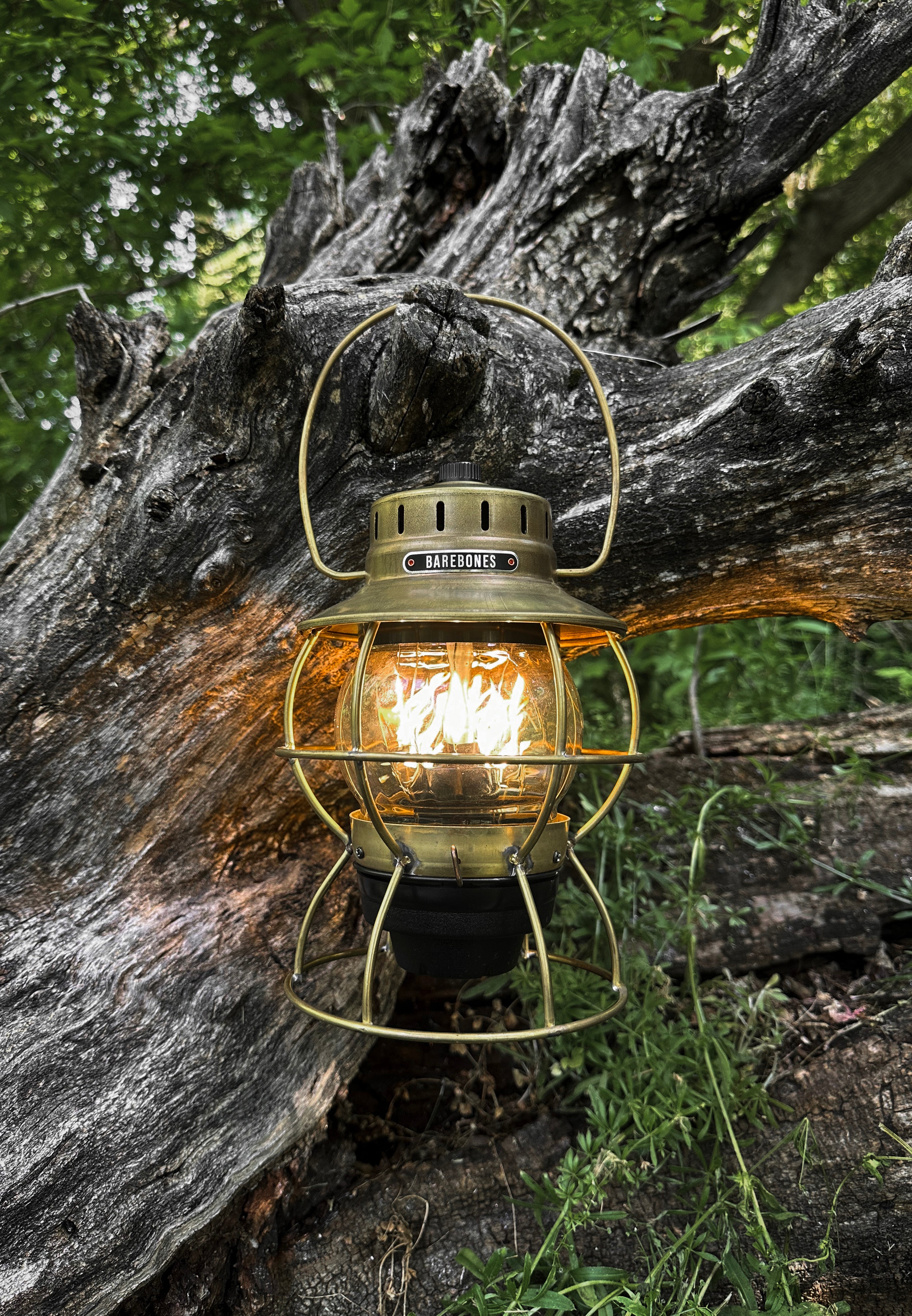 Barebones Railroad Lantern Messing -Koper  Industrieel. Met gratis luxe Barebones opbergtas ter waarde van 38,95